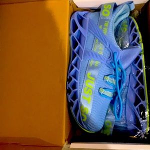 Viral Just SoSo shoes on TikTok